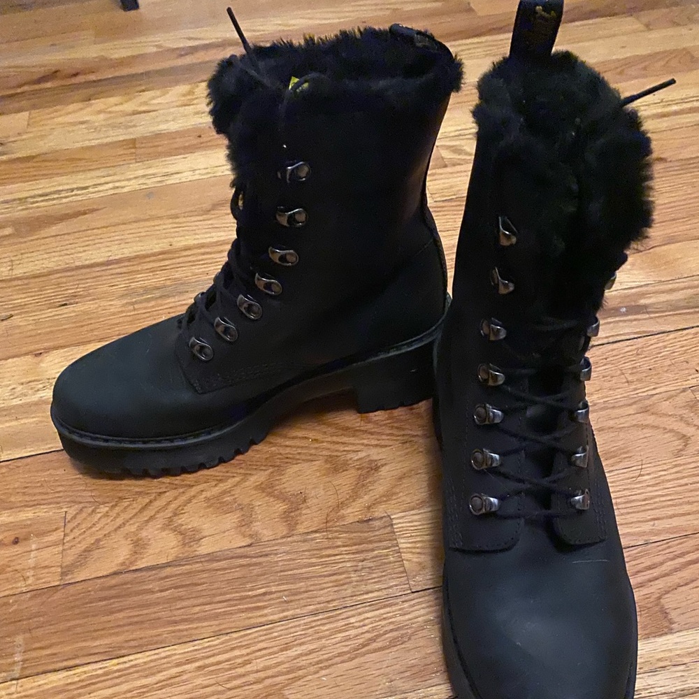 Dr.Martens leona